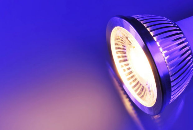 Les LEDs et les CFLs