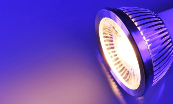 Les LEDs et les CFLs